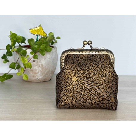 Porte-monnaie avec fermoir rectangulaire