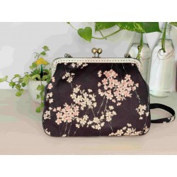 sac avec chaîne