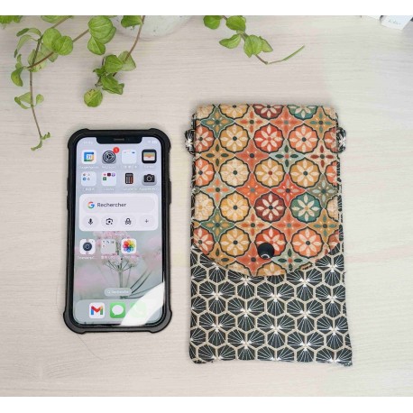 Étui de téléphone grand modèle